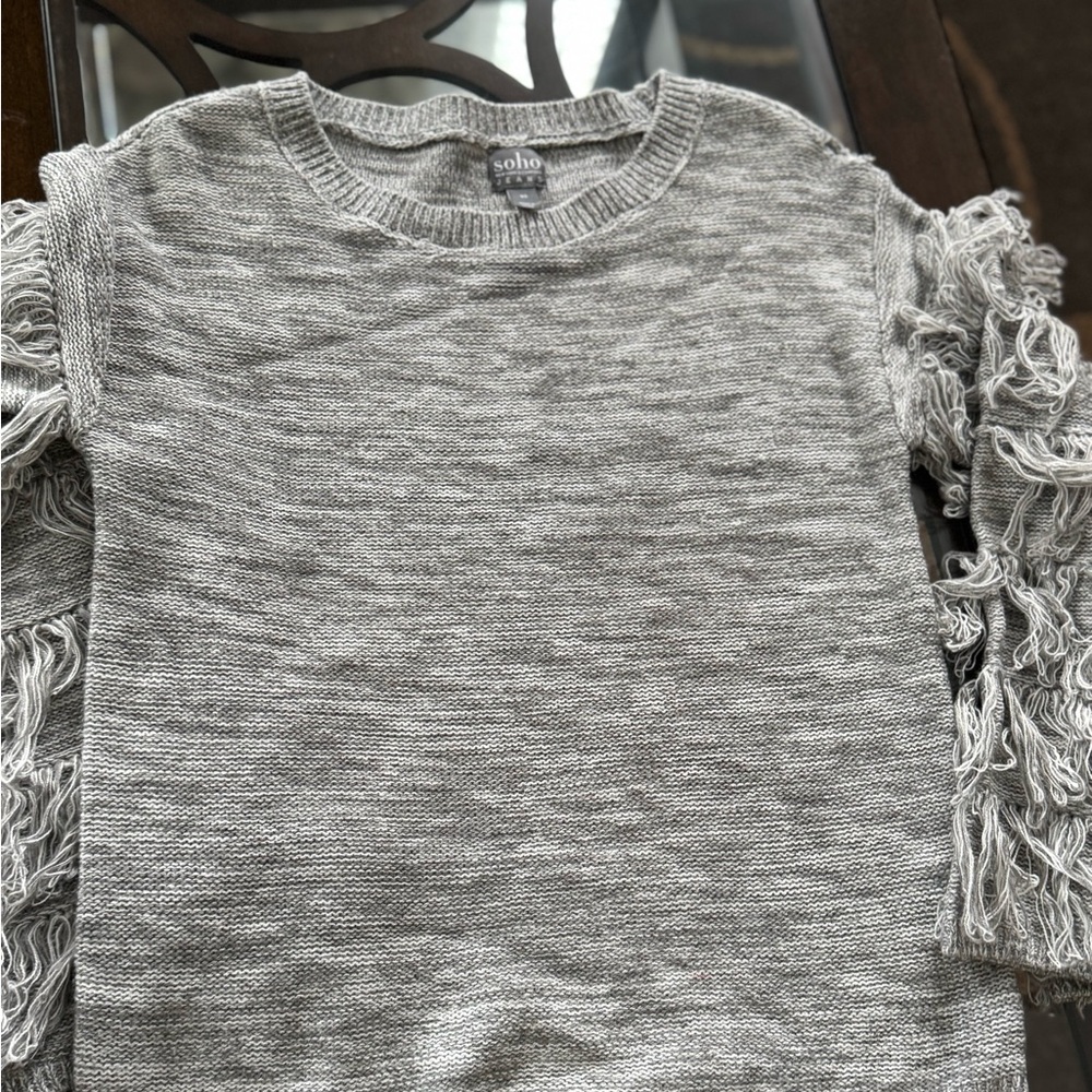 Vintage gray women’s sweater very unique